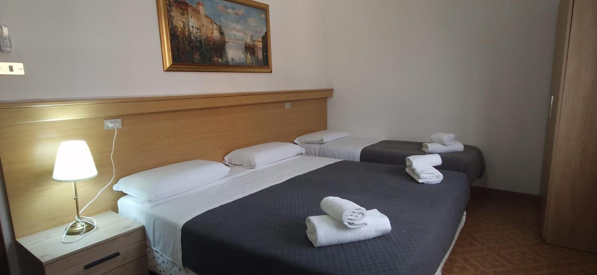 Tito Hotel 3*